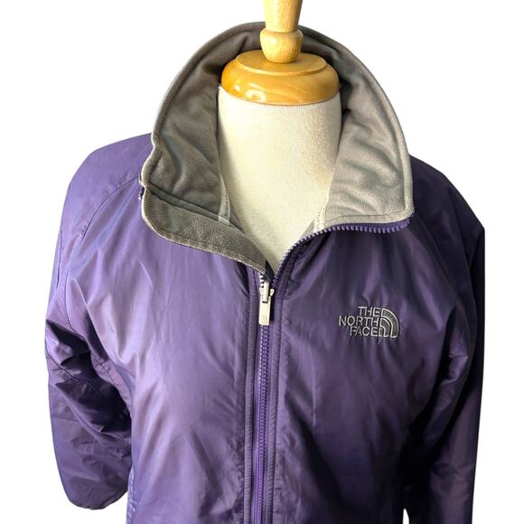The North Face women’s purple insulated jacket M  zip front lightweight coat - Picture 2 of 9